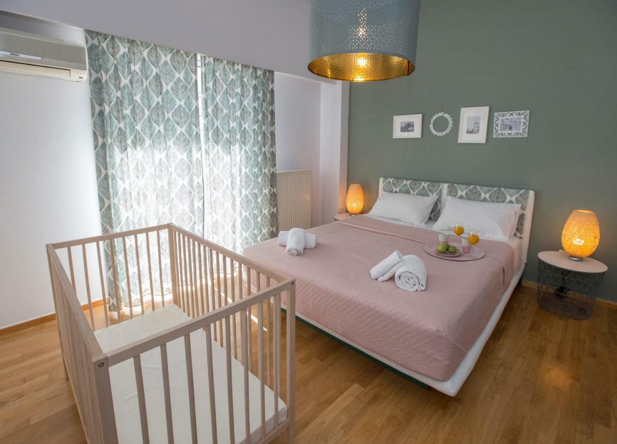 Familygroupflat Apartment Атина Екстериор снимка
